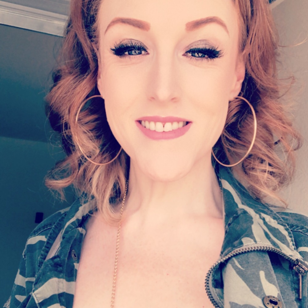 Meet your Posher, Holly